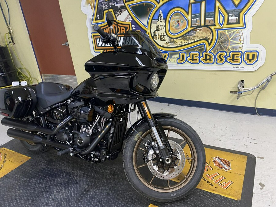 2024 Harley-Davidson Low Rider ST Vivid Black - Black Finish