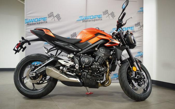 2025 Triumph STREET TRIPLE R - MATT BAJA ORANGE