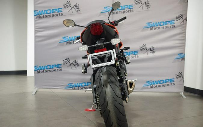 2025 Triumph STREET TRIPLE R - MATT BAJA ORANGE