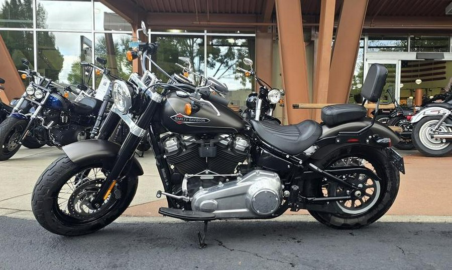 2021 Harley-Davidson® FLSL - Softail Slim®