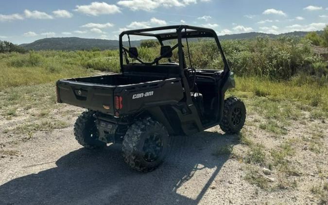 2027 Can-Am Defender DPS HD7