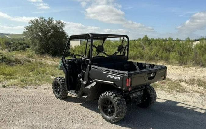 2027 Can-Am Defender DPS HD7
