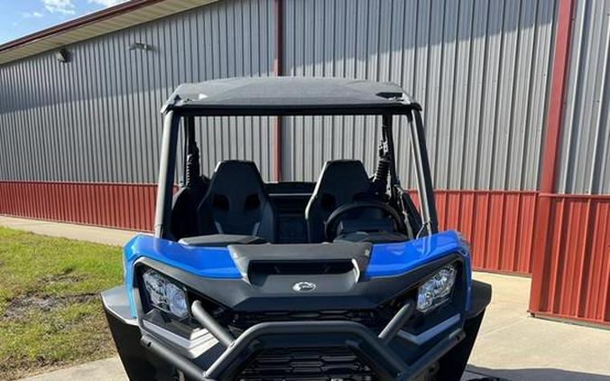 2023 Can-Am® Commander XT 700