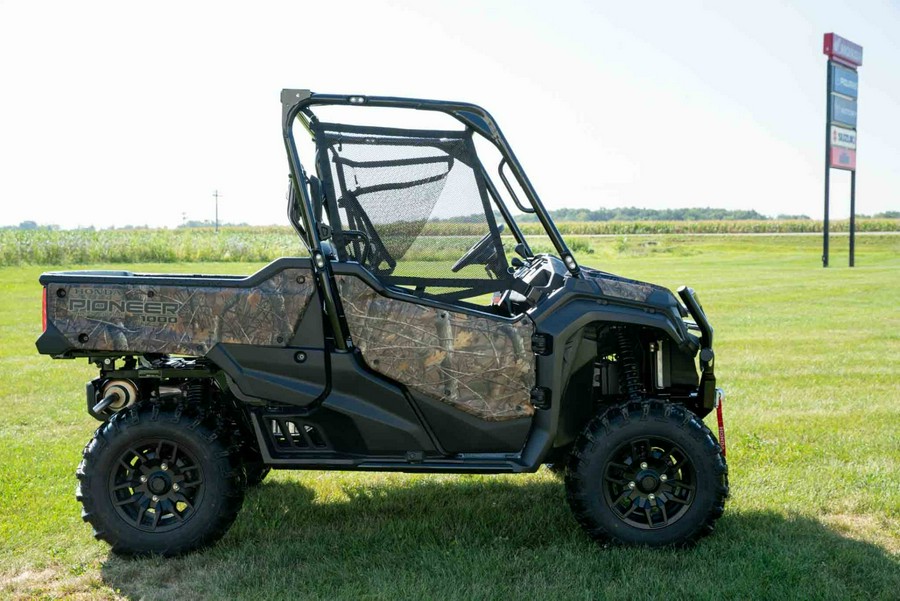 2024 Honda Pioneer 1000 Forest