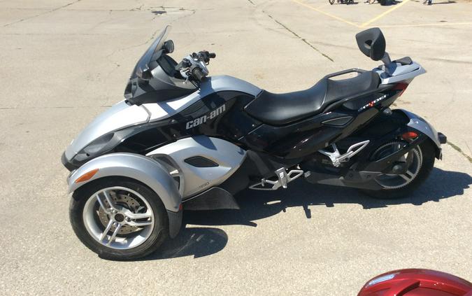 2008 Can-Am™ Spyder GS Roadster SM5