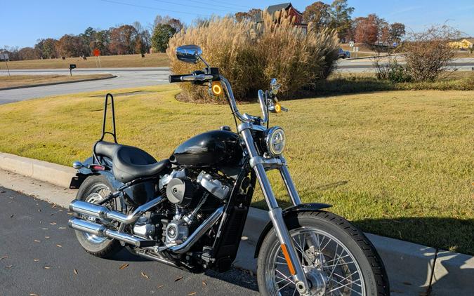 2020 Harley-Davidson® Softail Standard® Vivid Black