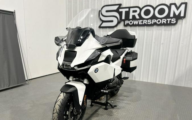 2026 BMW R 1300 RT Alpine White 3 1300 RT