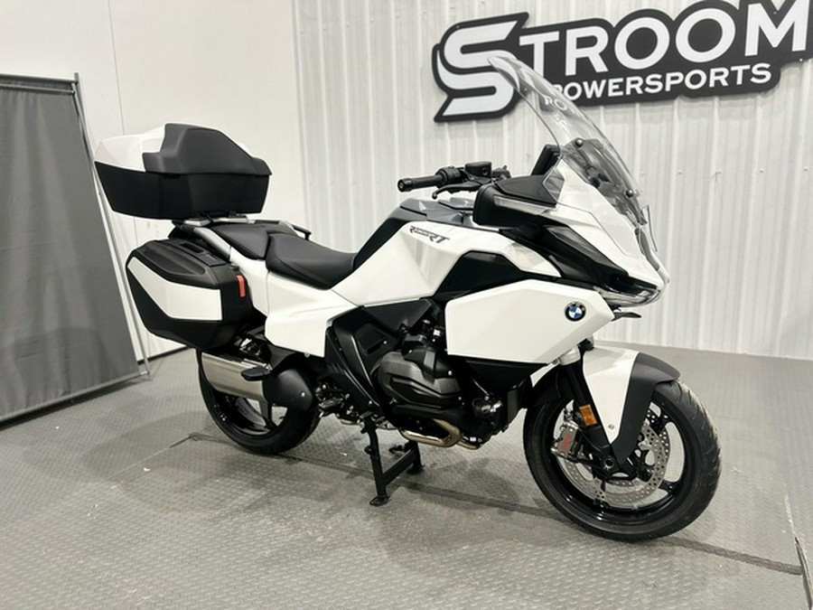 2026 BMW R 1300 RT Alpine White 3 1300 RT