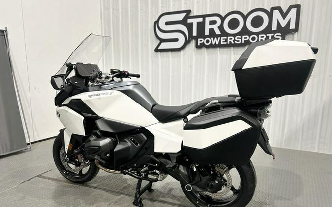 2026 BMW R 1300 RT Alpine White 3 1300 RT