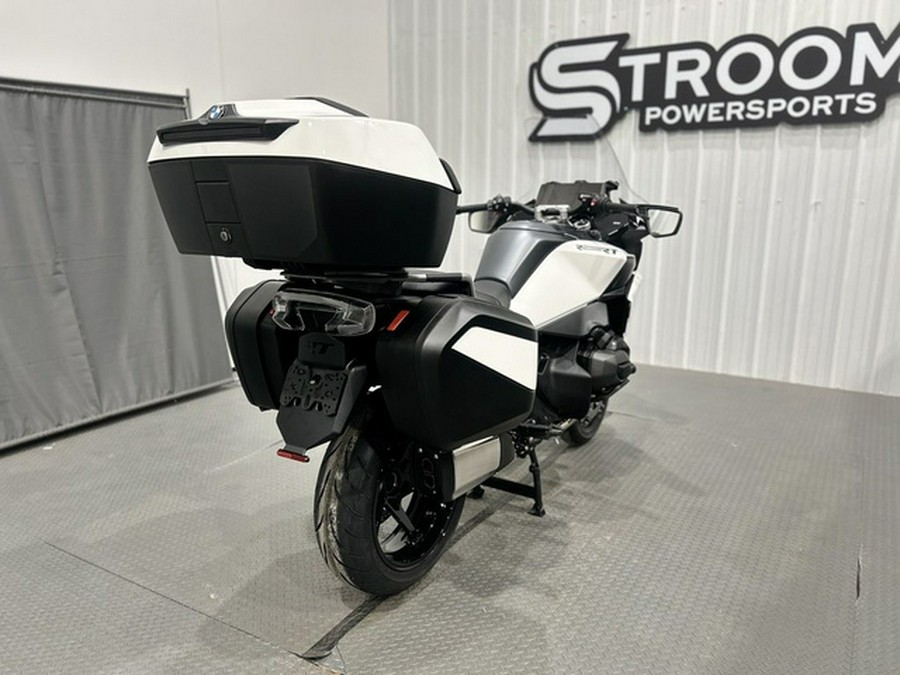 2026 BMW R 1300 RT Alpine White 3 1300 RT