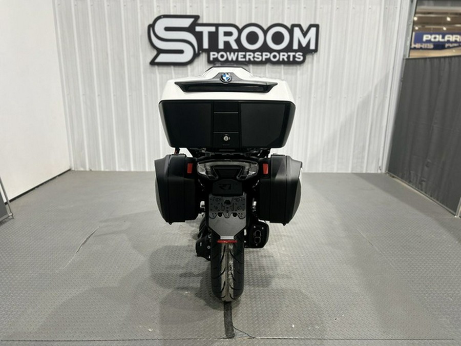 2026 BMW R 1300 RT Alpine White 3 1300 RT