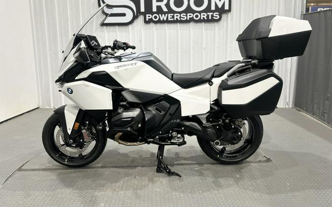 2026 BMW R 1300 RT Alpine White 3 1300 RT