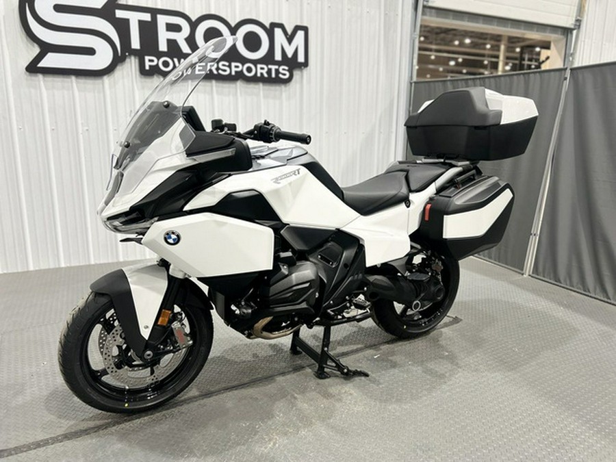 2026 BMW R 1300 RT Alpine White 3 1300 RT