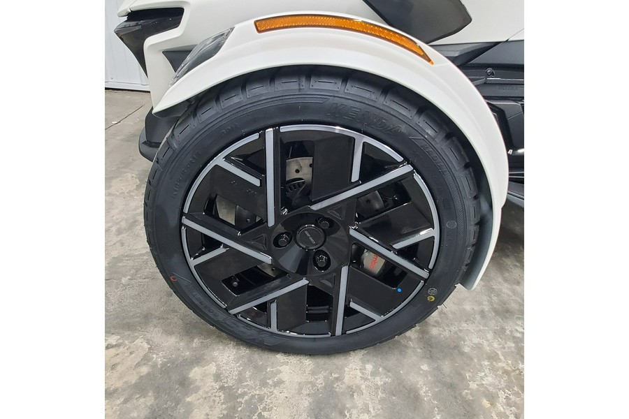 2026 Spyder RT Sea-To-Sky - Can-Am