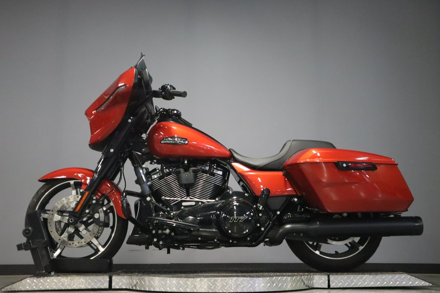 2024 Harley-Davidson Street Glide FLHX