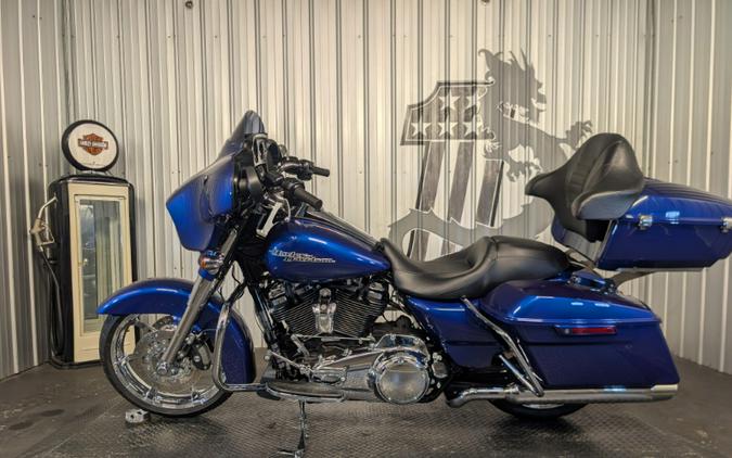 2017 Harley-Davidson STREET GLIDE SPECIAL