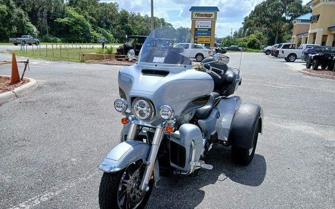 2023 Harley-Davidson Trike FLHTCUTG - Tri Glide Ultra