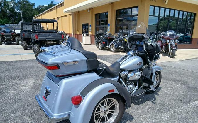 2023 Harley-Davidson Trike FLHTCUTG - Tri Glide Ultra