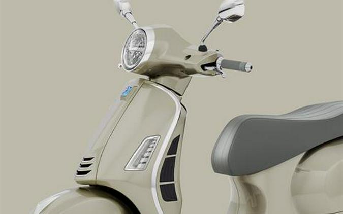 2027 Vespa GTS 310