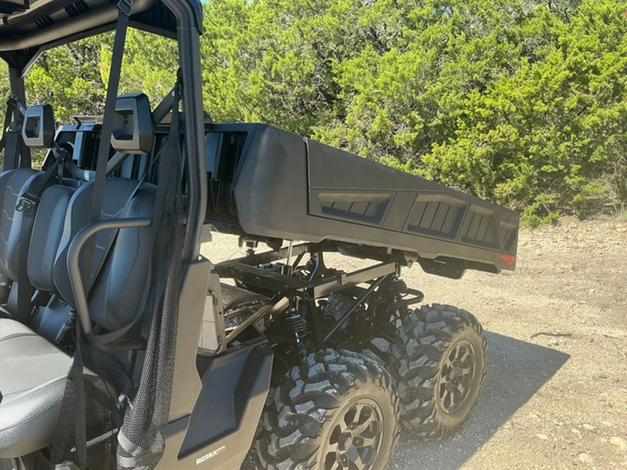 2026 Can-Am Defender 6X6 XT HD10