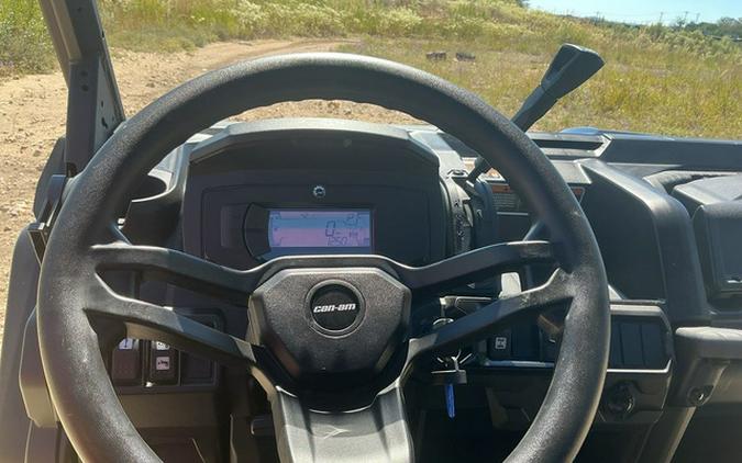 2026 Can-Am Defender 6X6 XT HD10