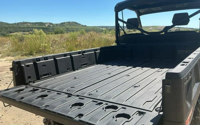 2026 Can-Am Defender 6X6 XT HD10