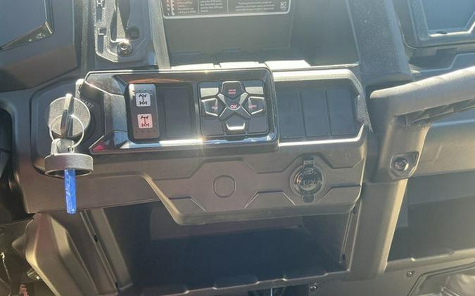 2026 Can-Am Defender 6X6 XT HD10