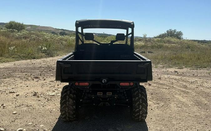 2026 Can-Am Defender 6X6 XT HD10