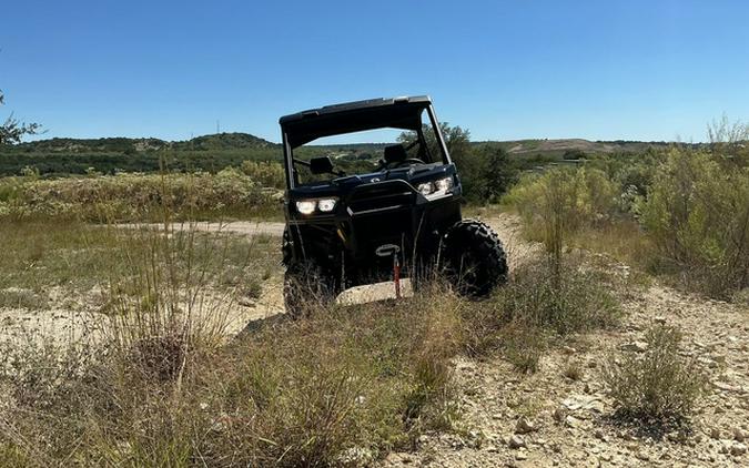 2026 Can-Am Defender 6X6 XT HD10