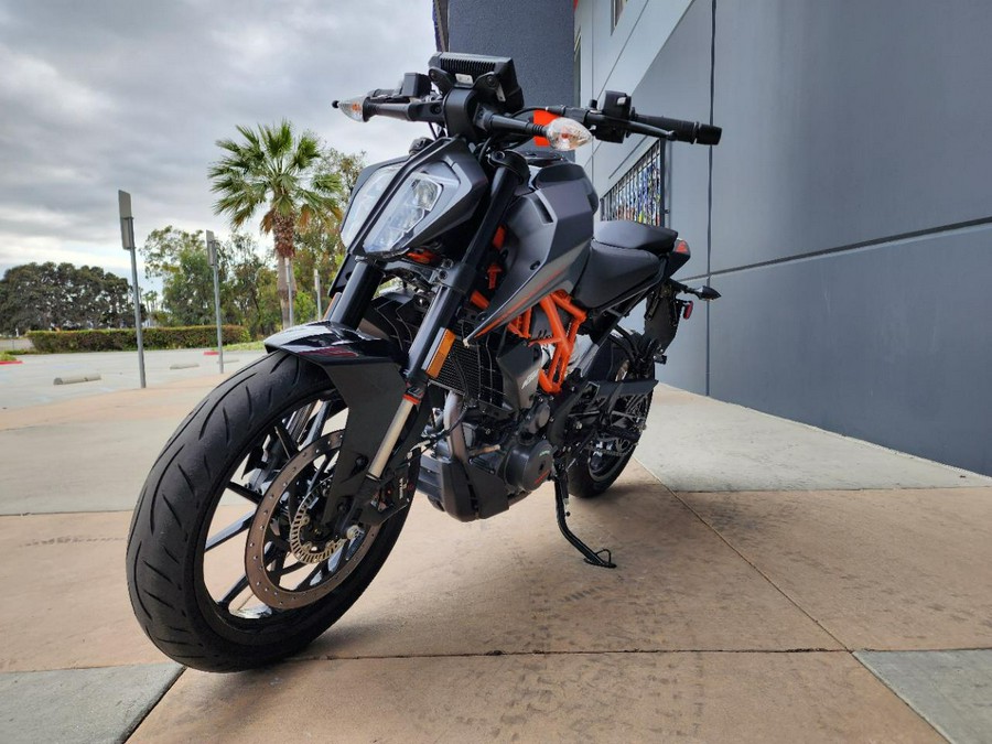 2023 KTM 390 DUKE