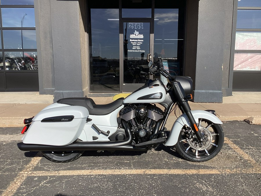 2026 Indian Motorcycle Springfield® Dark Horse®