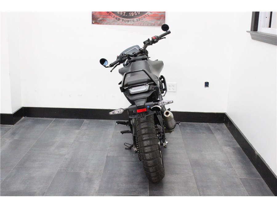 2024 HUSQVARNA Svartpilen 401