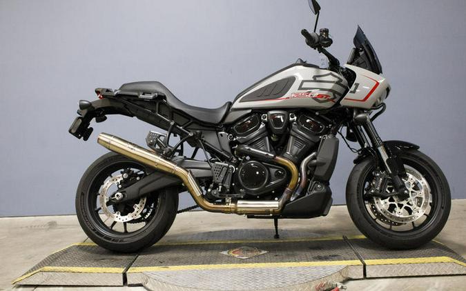 2025 Harley-Davidson® RA1250ST - Pan America® 1250 ST