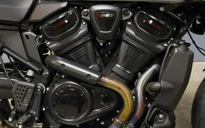 2025 Harley-Davidson® RA1250ST - Pan America® 1250 ST