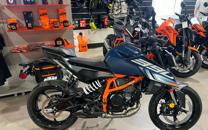 2026 KTM 390 Duke