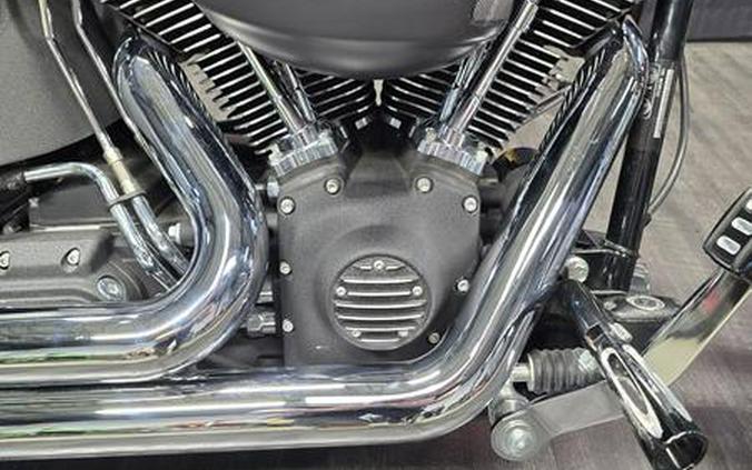 2006 Harley-Davidson® NIGHT TRAIN EFI