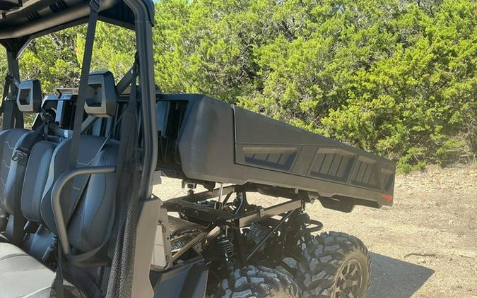 2026 Can-Am Defender 6X6 XT HD10