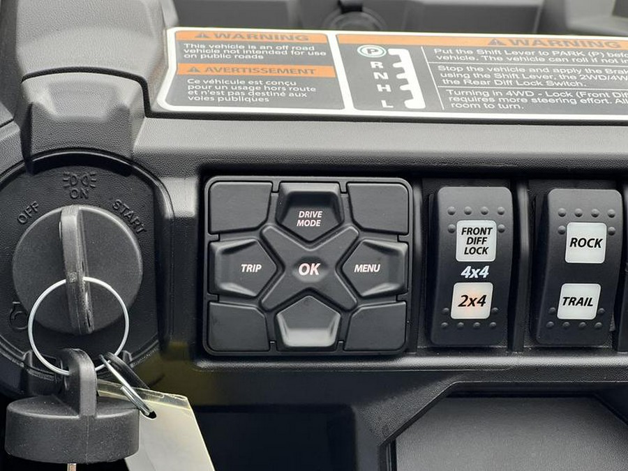 2025 Can-Am® Maverick Sport X rc 1000R