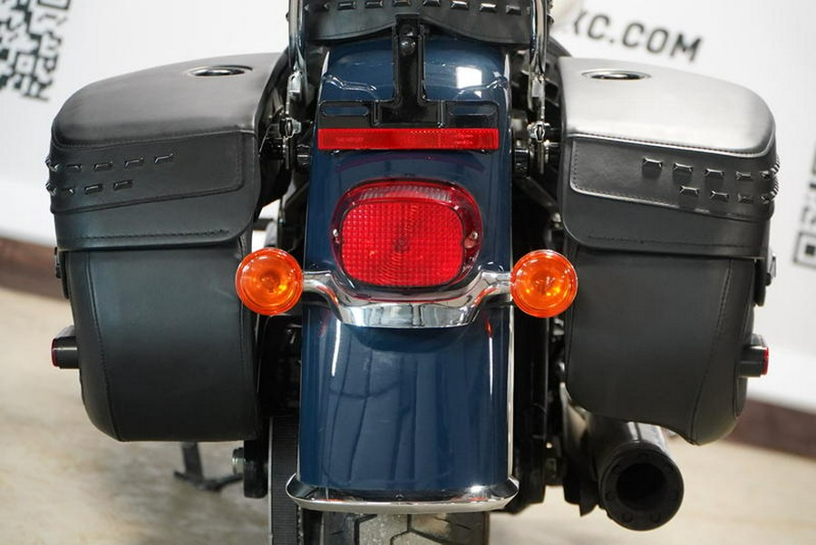 2019 Harley-Davidson® FLHCS - Heritage Classic 114