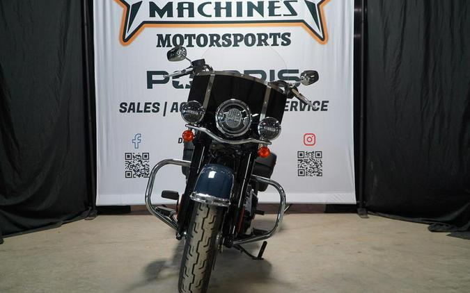 2019 Harley-Davidson® FLHCS - Heritage Classic 114