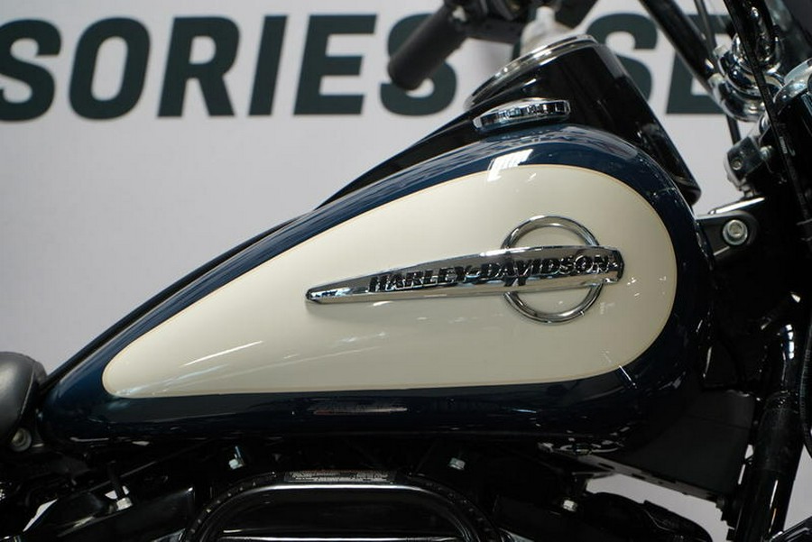 2019 Harley-Davidson® FLHCS - Heritage Classic 114