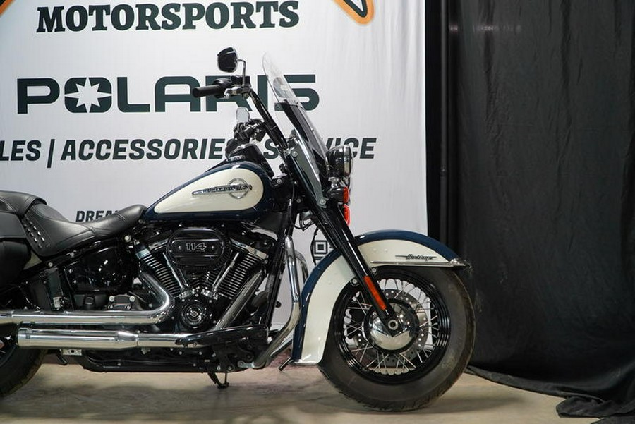 2019 Harley-Davidson® FLHCS - Heritage Classic 114