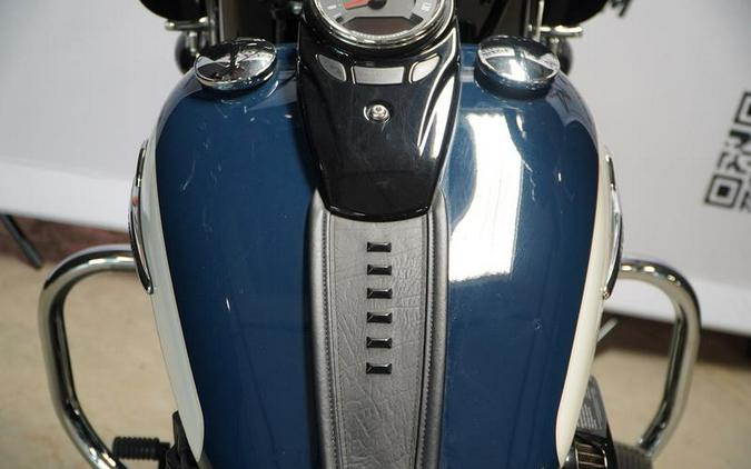 2019 Harley-Davidson® FLHCS - Heritage Classic 114