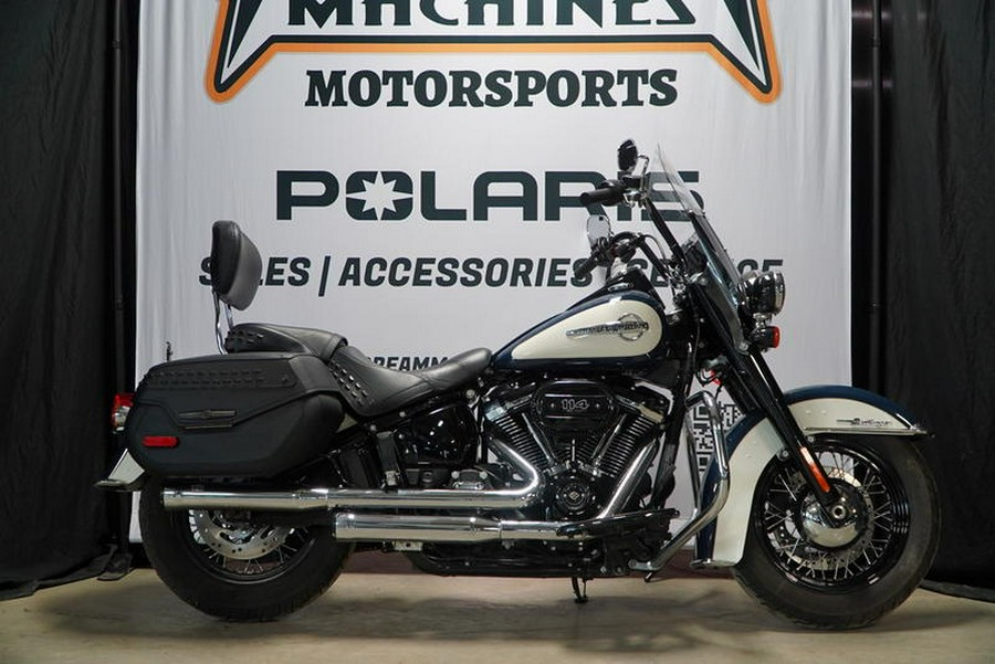 2019 Harley-Davidson® FLHCS - Heritage Classic 114