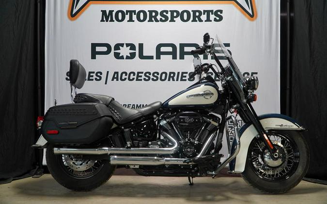 2019 Harley-Davidson® FLHCS - Heritage Classic 114