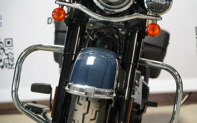 2019 Harley-Davidson® FLHCS - Heritage Classic 114
