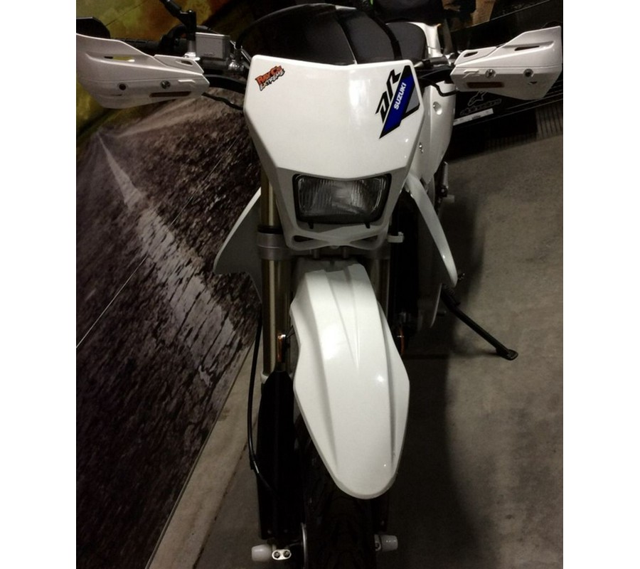2022 Suzuki DR-Z 400SM Base