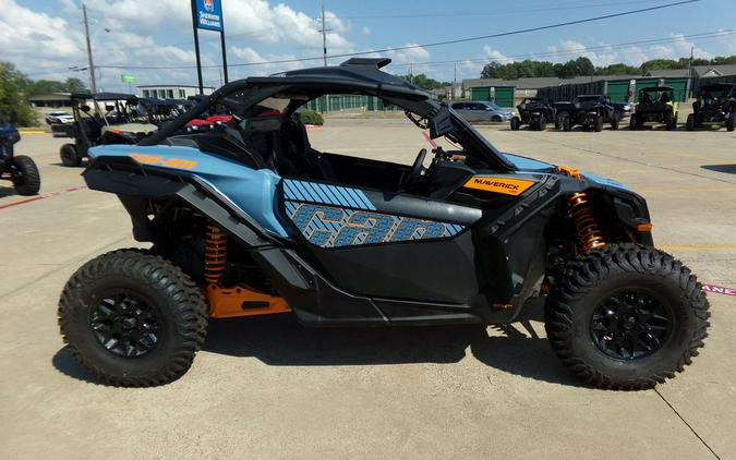 2026 Can-Am® Maverick X3 DS Turbo Scandi Blue & Orange Crush