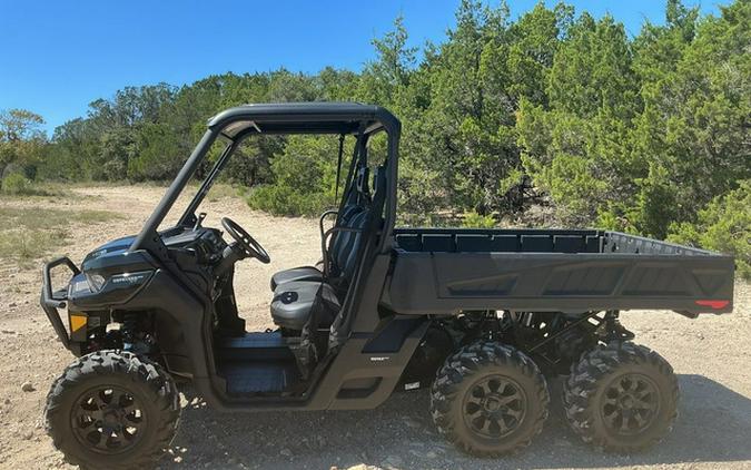2026 Can-Am Defender 6X6 XT HD10