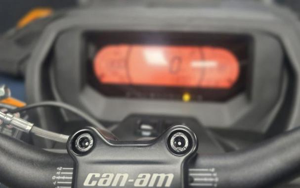 2027 Can-Am Outlander XT-P 7.6 in.